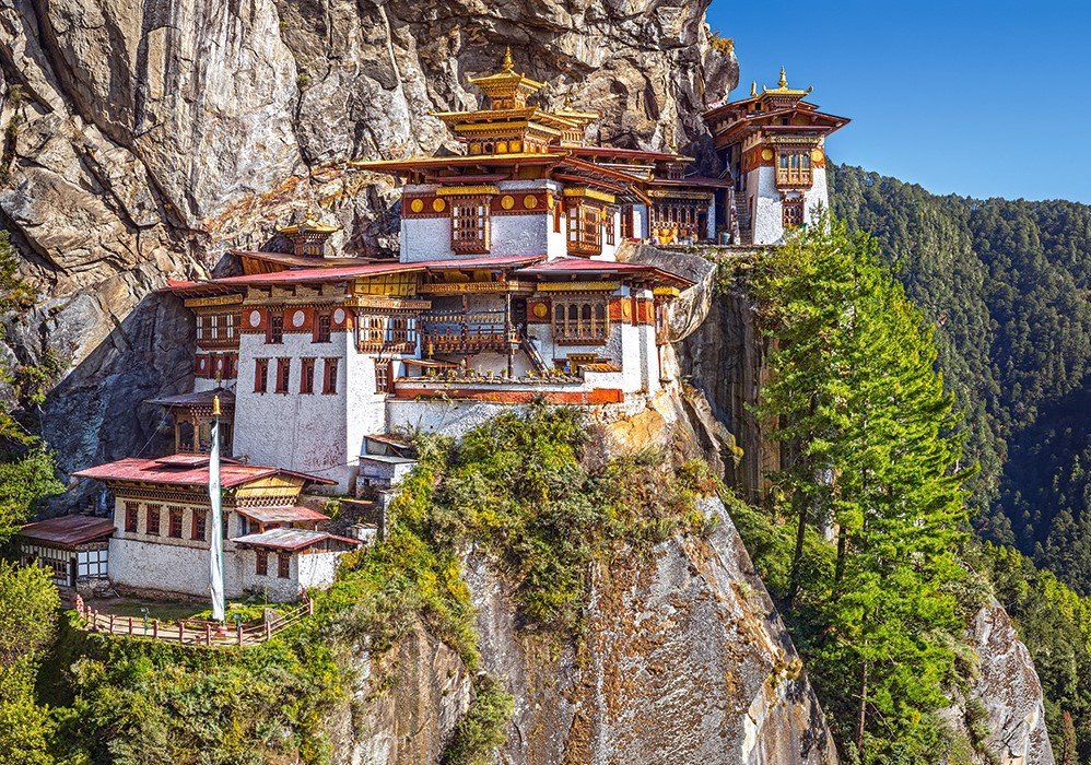 View of Paro Taktsang, Bhutan (500 pieces)